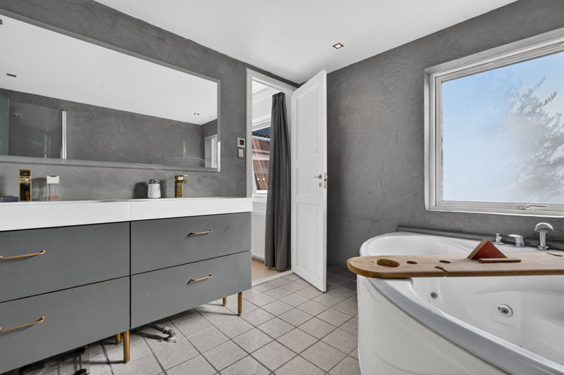 Property image number 11
