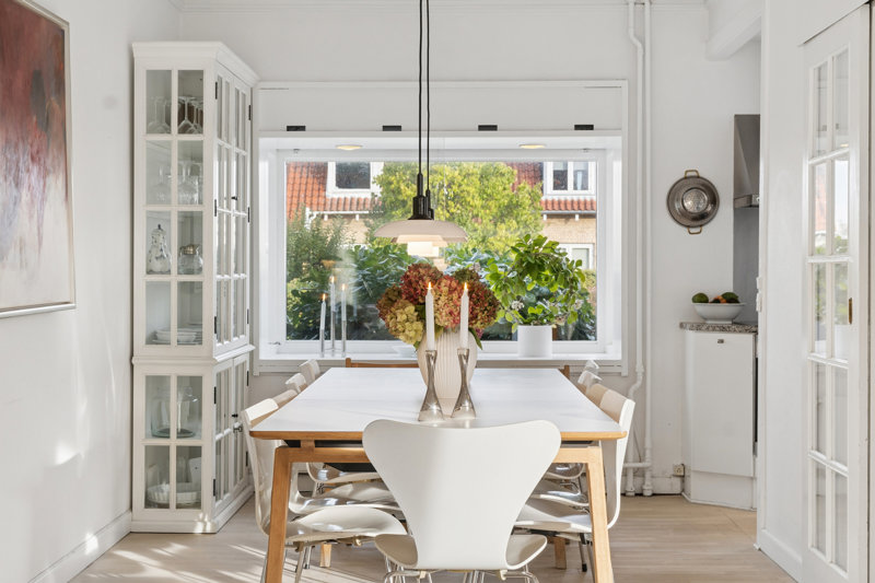 toggle-gallery-image