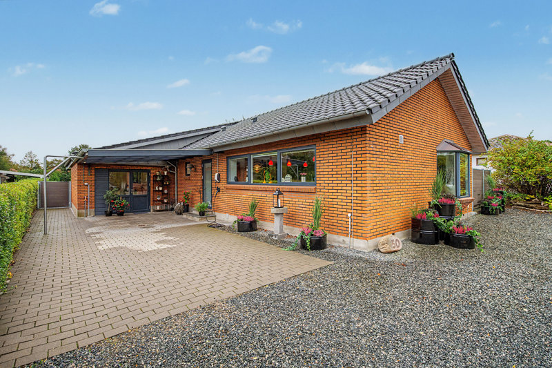 Property image number 1