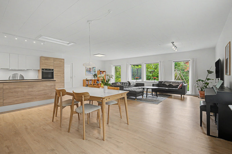 Property image number 8