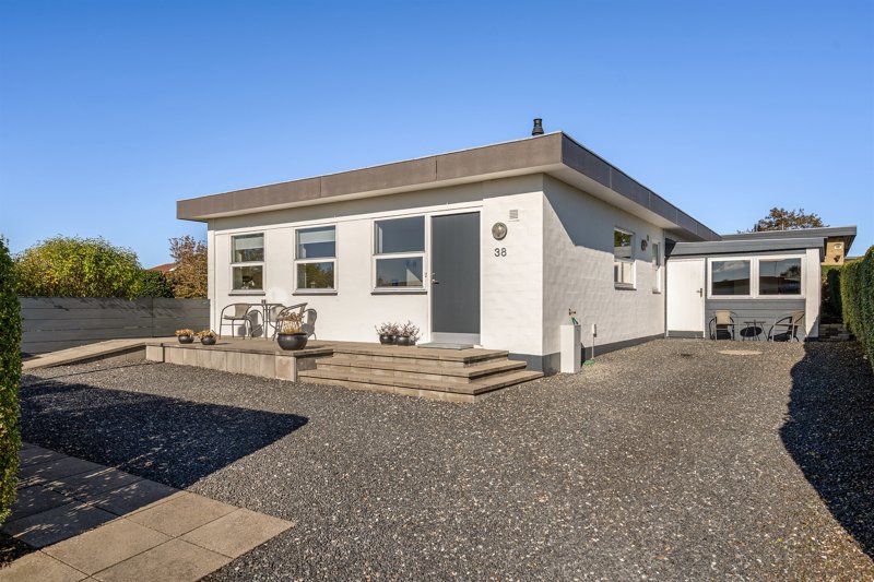 Property image number 2
