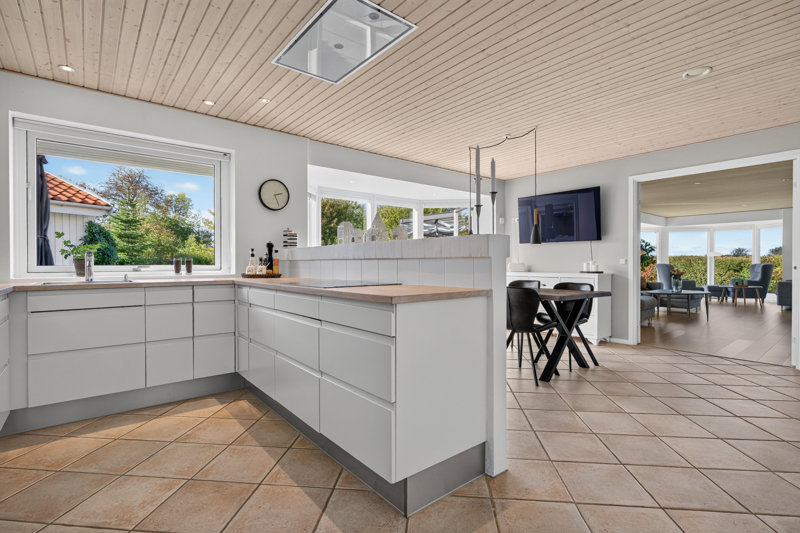 Property image number 3
