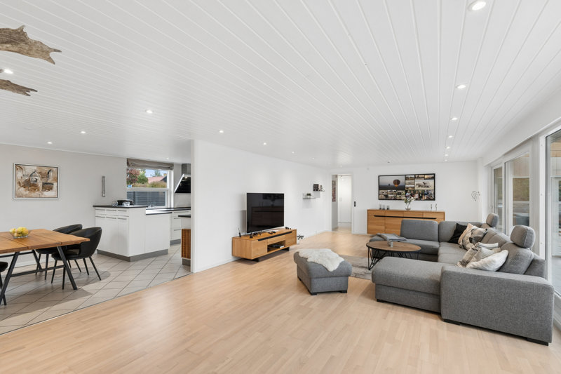 Property image number 8