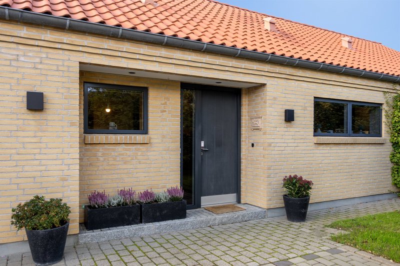 Property image number 2