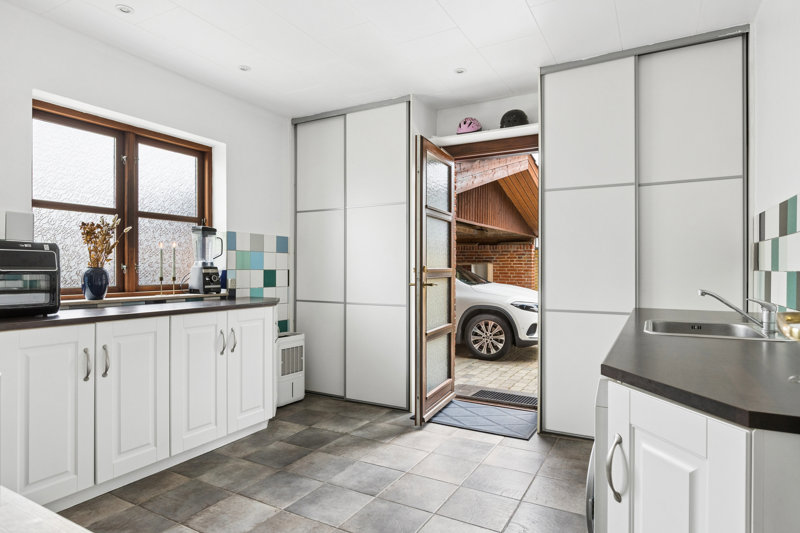 Property image number 6
