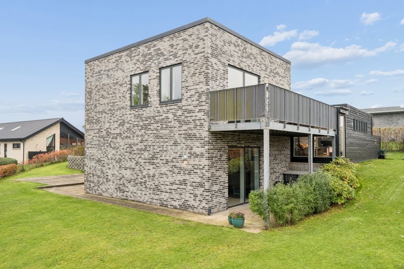 Property image number 2