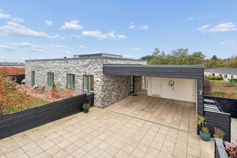 Property image number 1