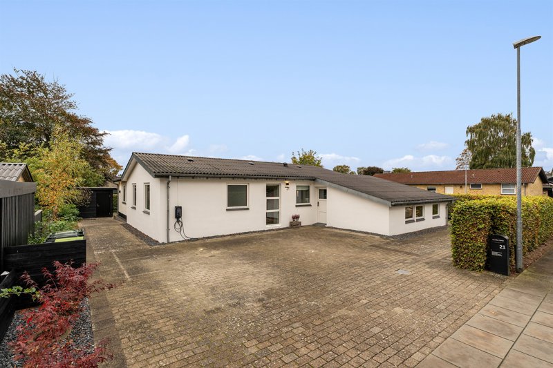 Property image number 2