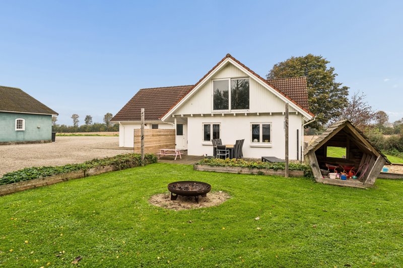 Property image number 8