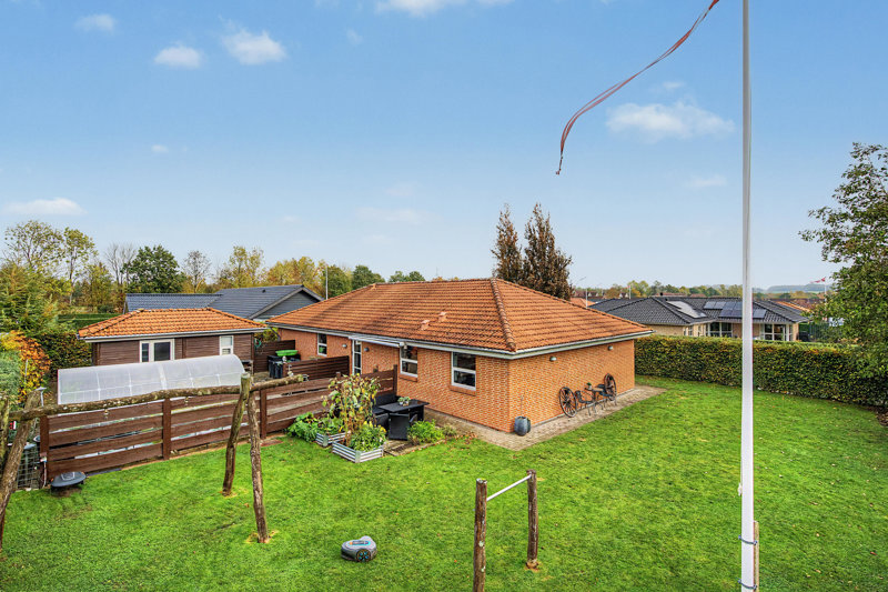 Property image number 2