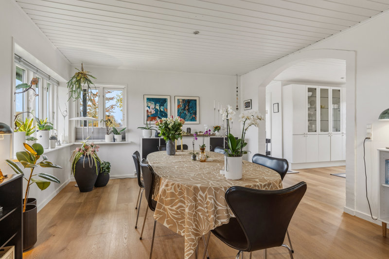 Property image number 8