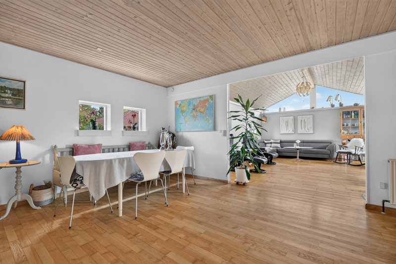 Property image number 8