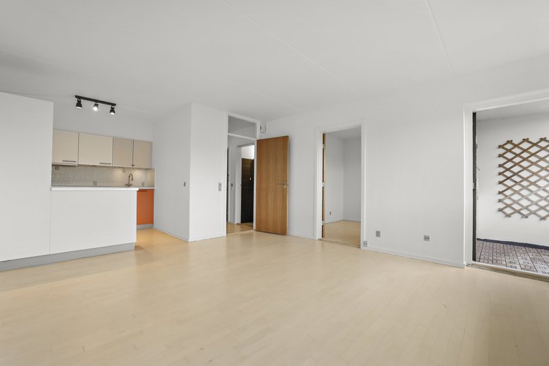Property image number 2