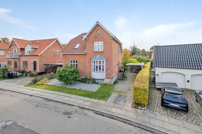 Property image number 1