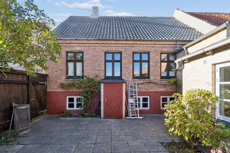 Property image number 2