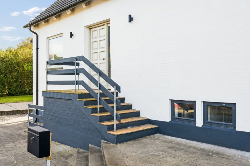 Property image number 2