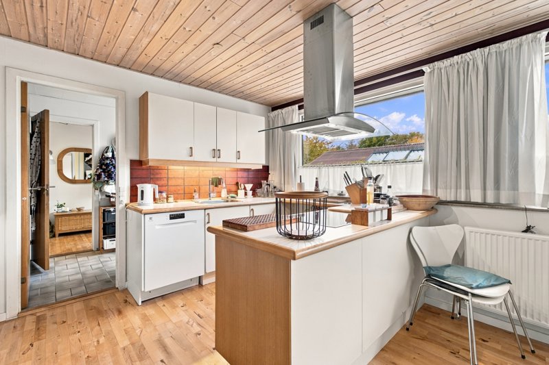 Property image number 8