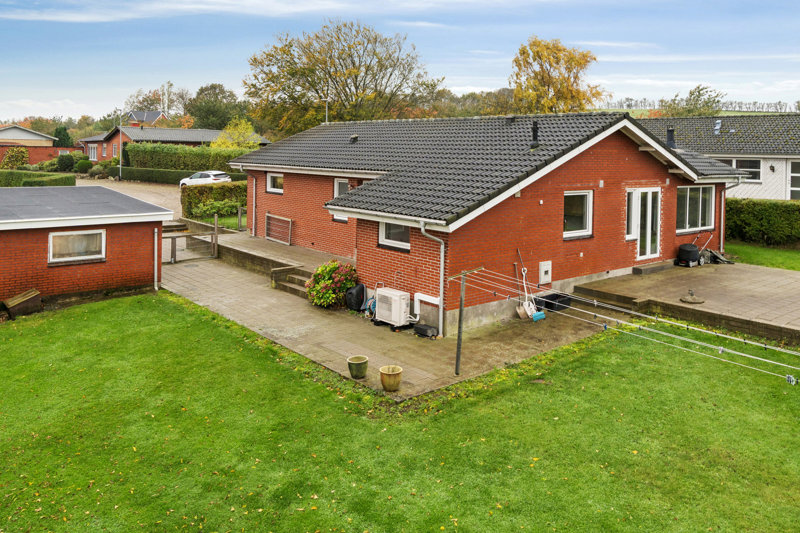 Property image number 2