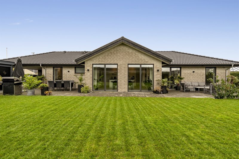 Property image number 1