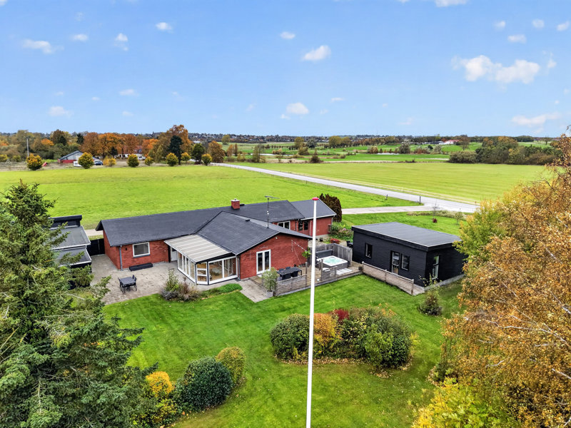 Property image number 2