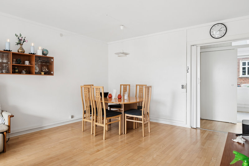 Property image number 3