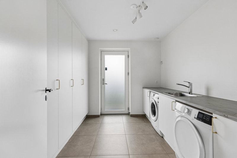 Property image number 2