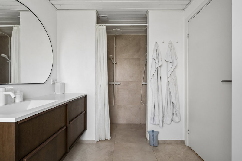 toggle-gallery-image