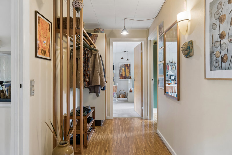 toggle-gallery-image