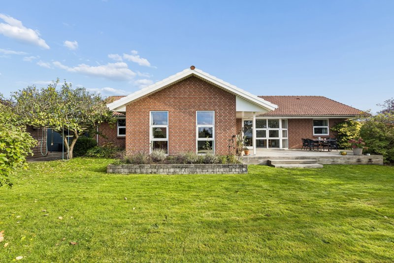 Property image number 1
