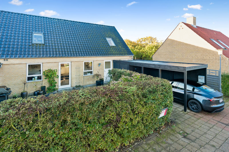Property image number 2