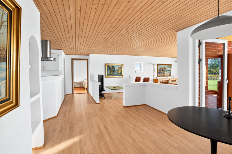 Property image number 2