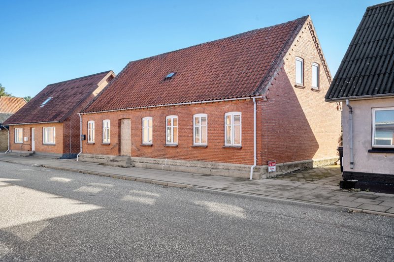 Property image number 2